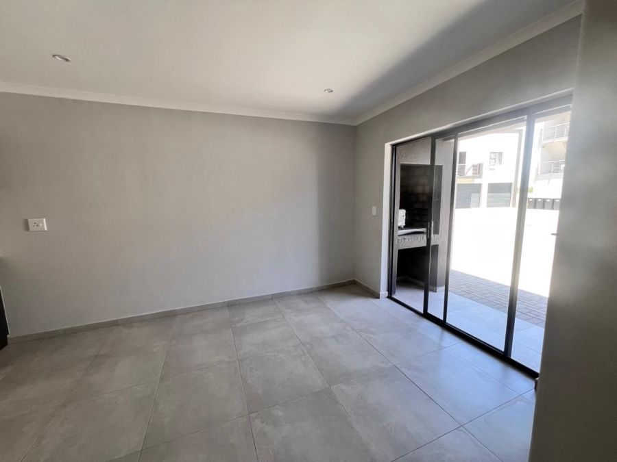 To Let 2 Bedroom Property for Rent in Parklands East Western Cape